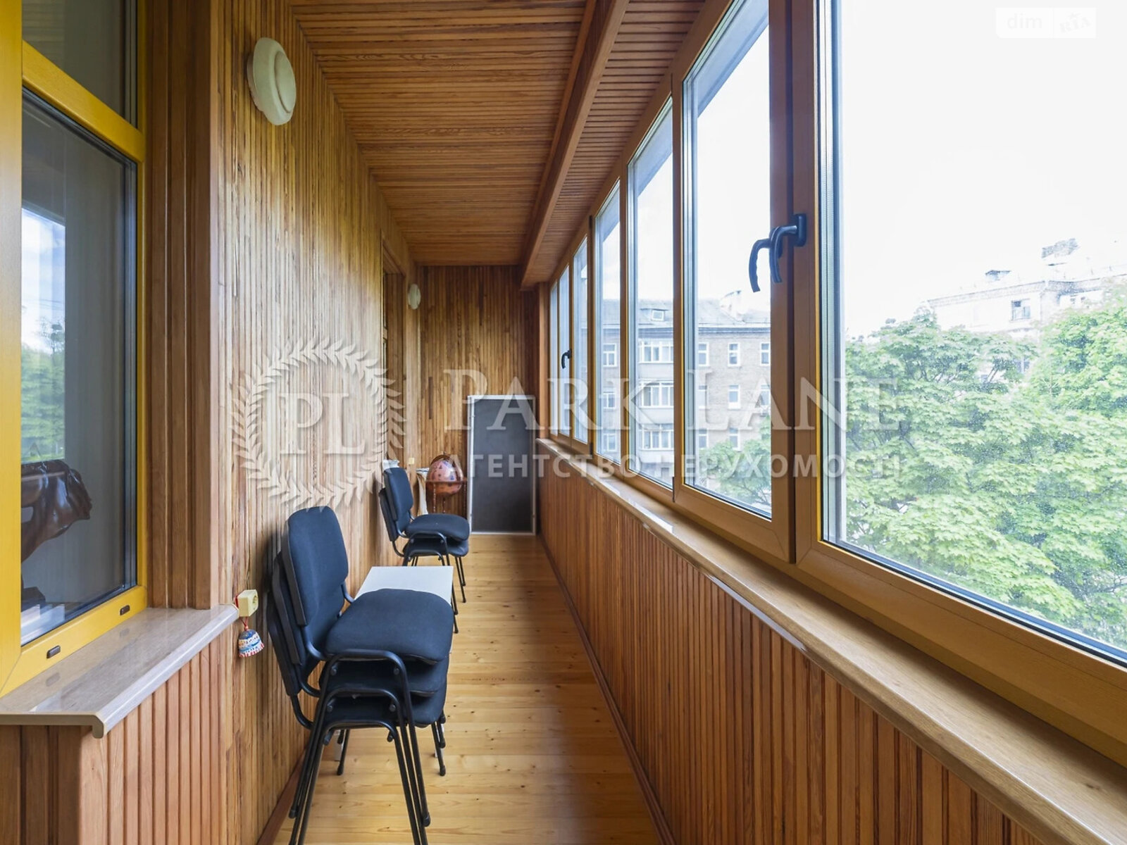 Продажа четырехкомнатной квартиры в Киеве, на ул. Маккейна Джона 18/2, район Саперное Поле фото 1 Продажа четырехкомнатной квартиры в Киеве, на ул. Маккейна Джона 18/2, район Саперное Поле фото 1