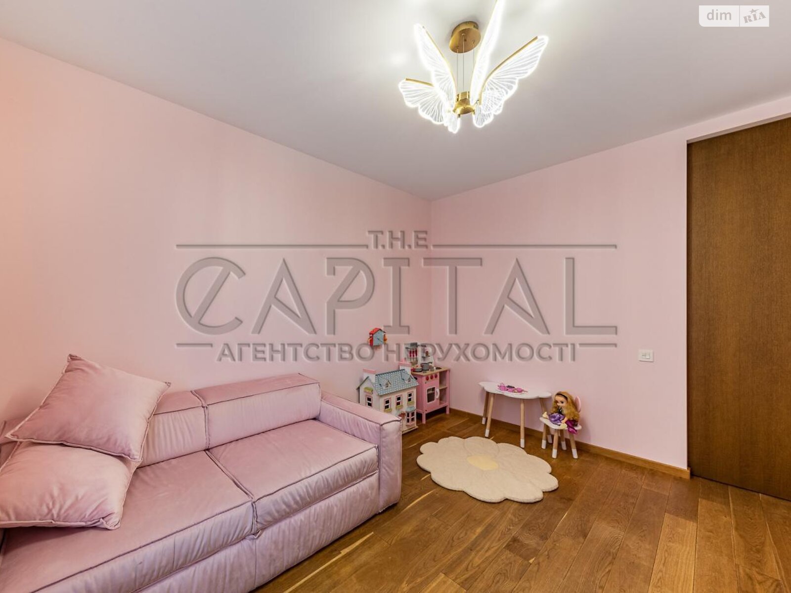 Продажа трехкомнатной квартиры в Киеве, на ул. Маккейна Джона 7, кв. 2Б, район Саперное Поле фото 1 Продажа трехкомнатной квартиры в Киеве, на ул. Маккейна Джона 7, кв. 2Б, район Саперное Поле фото 1