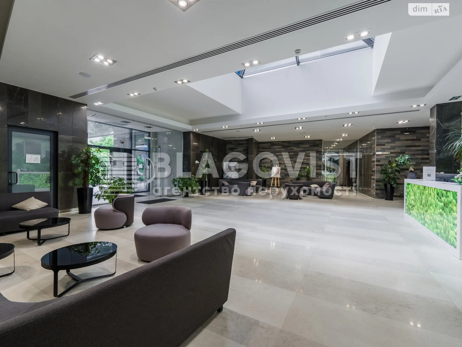 Продажа трехкомнатной квартиры в Киеве, на ул. Маккейна Джона 7, район Саперное Поле фото 1