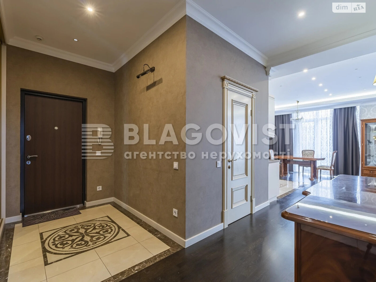 Продажа трехкомнатной квартиры в Киеве, на ул. Маккейна Джона 7, район Саперное Поле фото 1