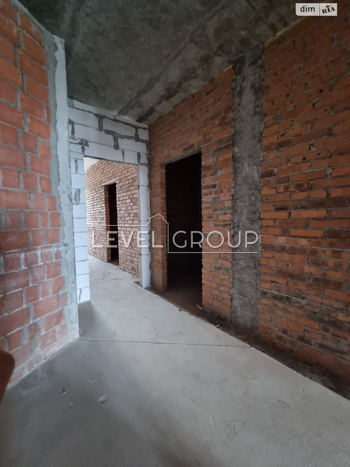 Продаж трикімнатної квартири в Києві, на бул. Миколи Міхновського 13А, район Саперне Поле фото 1 Продаж трикімнатної квартири в Києві, на бул. Миколи Міхновського 13А, район Саперне Поле фото 1