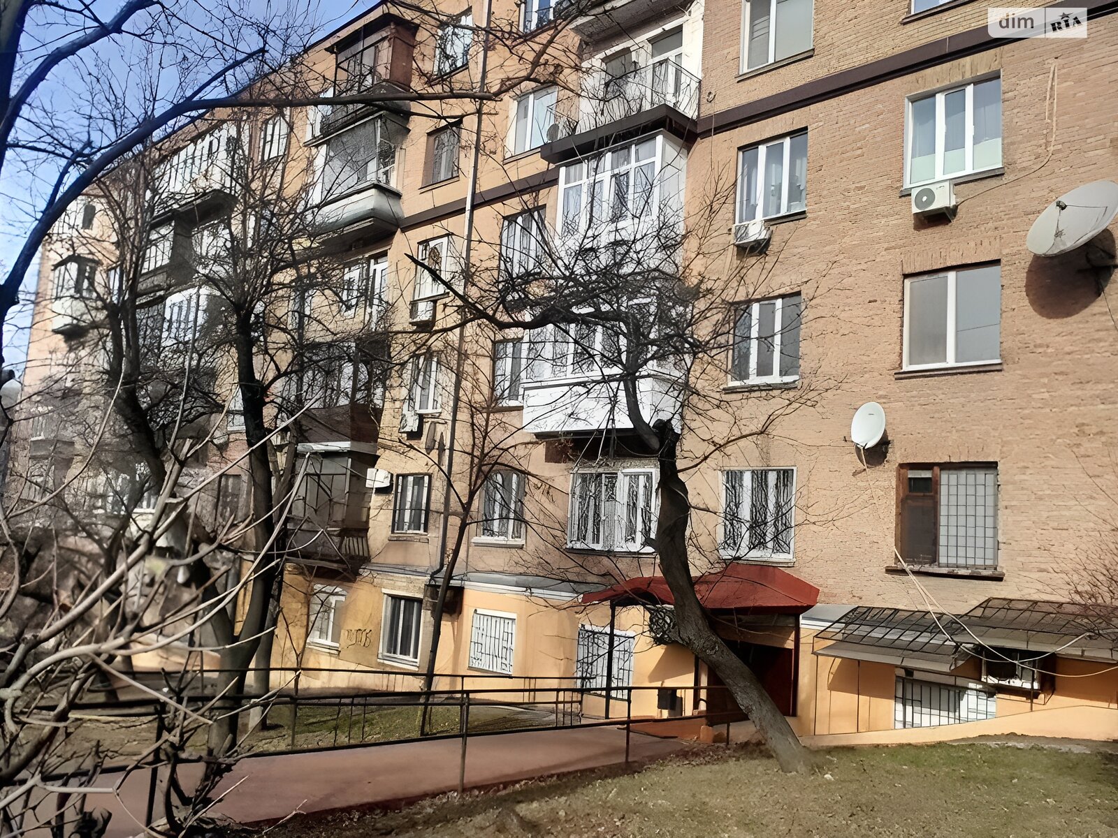 Продажа двухкомнатной квартиры в Киеве, на бул. Николая Михновского 9, район Саперное Поле фото 1 Продажа двухкомнатной квартиры в Киеве, на бул. Николая Михновского 9, район Саперное Поле фото 1