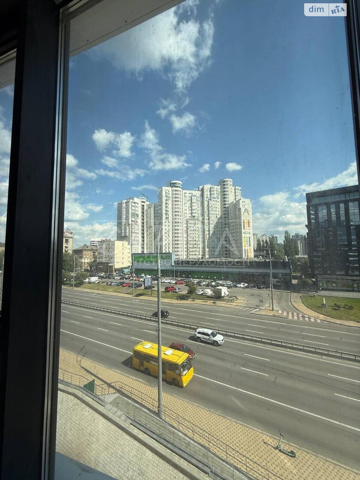 Продажа двухкомнатной квартиры в Киеве, на бул. Николая Михновского 13А, район Саперное Поле фото 1 Продажа двухкомнатной квартиры в Киеве, на бул. Николая Михновского 13А, район Саперное Поле фото 1