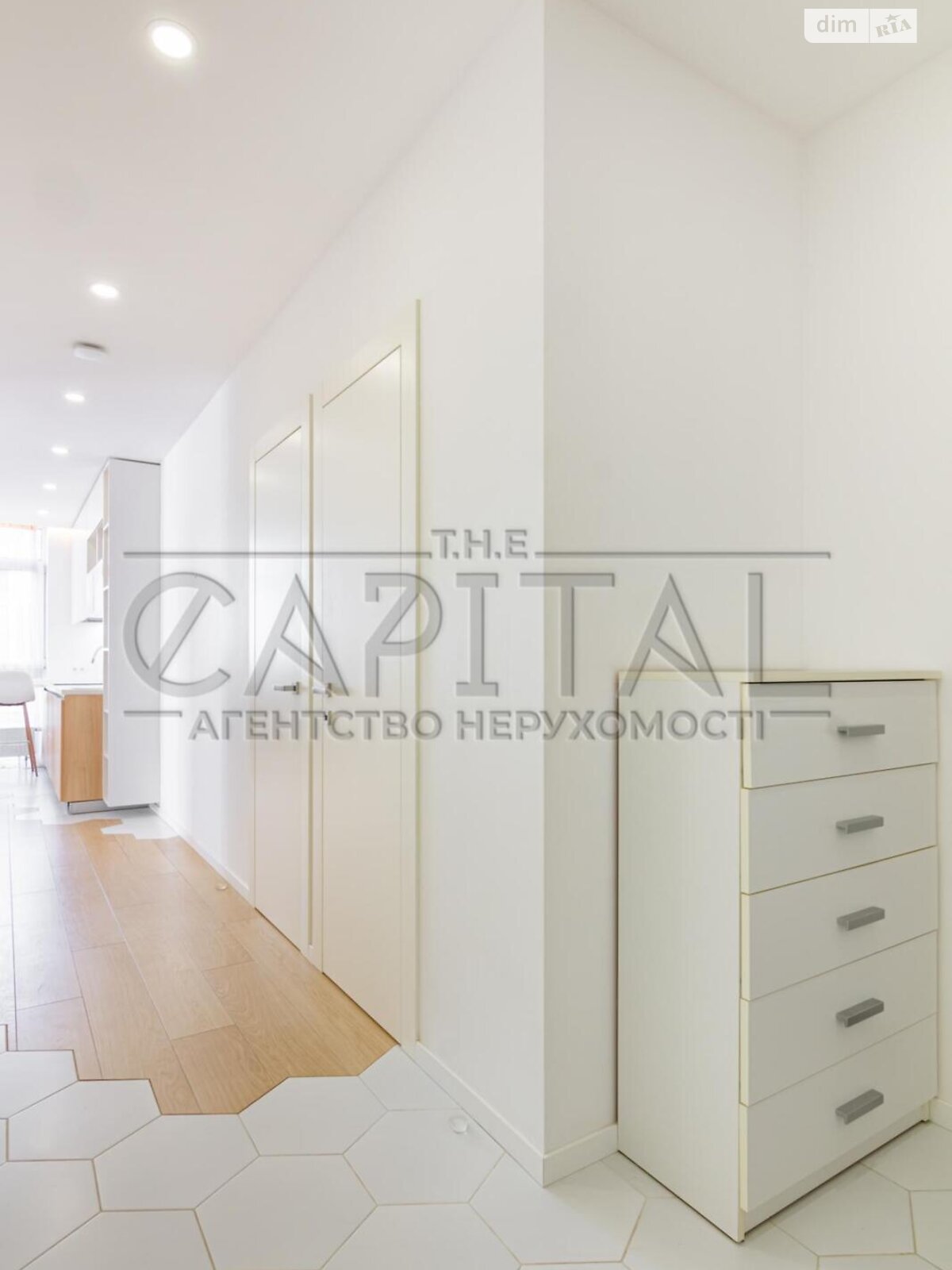 Продажа двухкомнатной квартиры в Киеве, на ул. Предславинская 55А, район Саперное Поле фото 1 Продажа двухкомнатной квартиры в Киеве, на ул. Предславинская 55А, район Саперное Поле фото 1