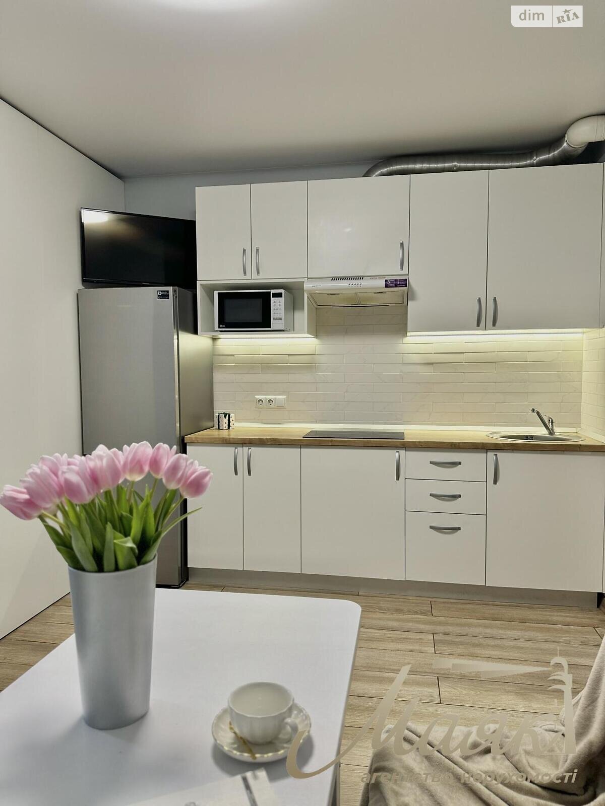 Продаж однокімнатної квартири в Києві, на вул. Предславинська 55А, район Саперне Поле фото 1 Продаж однокімнатної квартири в Києві, на вул. Предславинська 55А, район Саперне Поле фото 1