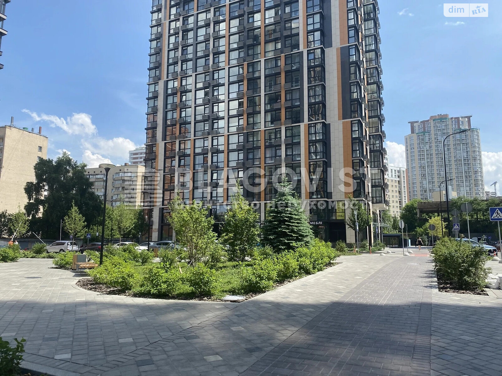 Продажа двухкомнатной квартиры в Киеве, на ул. Предславинская 53, район Саперное Поле фото 1 Продажа двухкомнатной квартиры в Киеве, на ул. Предславинская 53, район Саперное Поле фото 1