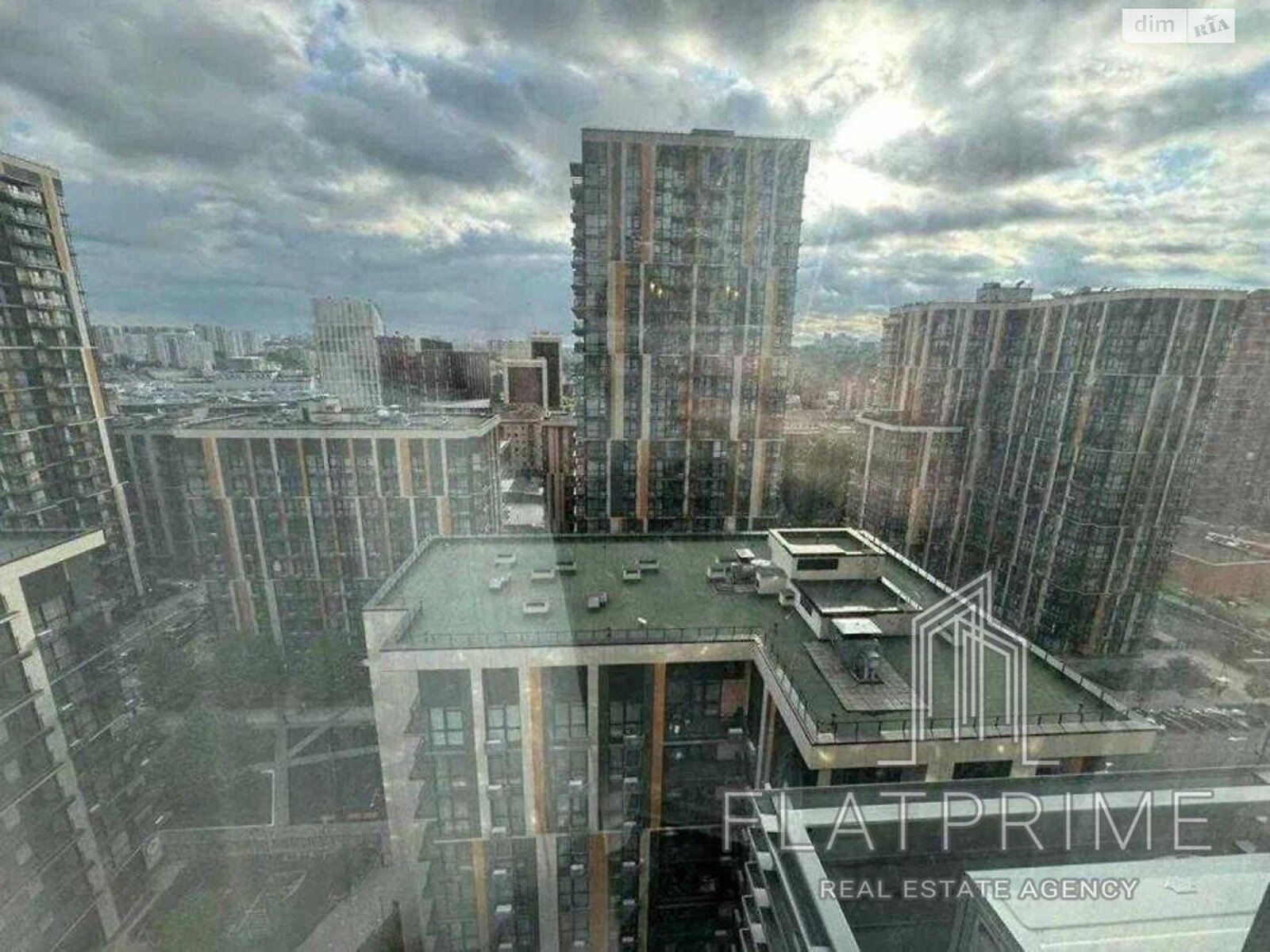 Продажа двухкомнатной квартиры в Киеве, на ул. Предславинская, район Саперное Поле фото 1 Продажа двухкомнатной квартиры в Киеве, на ул. Предславинская, район Саперное Поле фото 1
