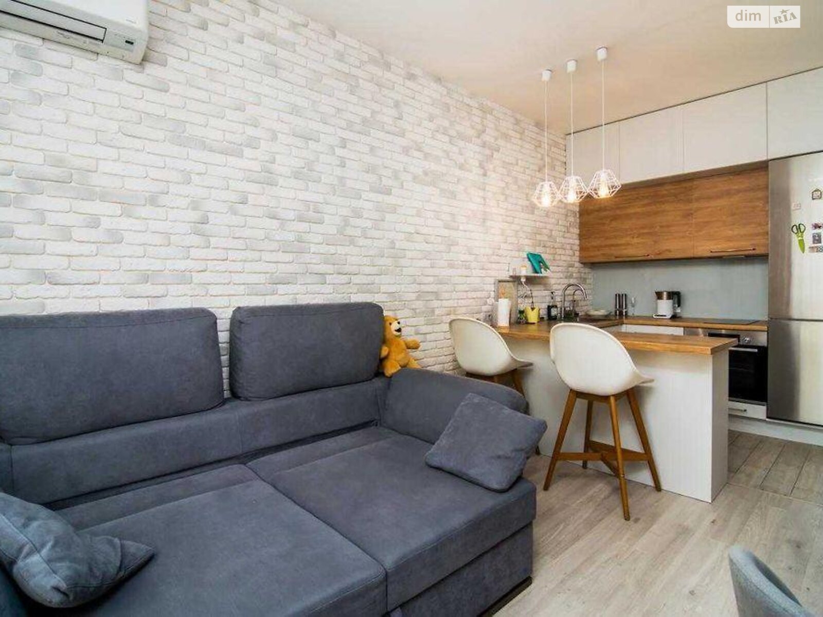 Продаж однокімнатної квартири в Києві, на вул. Предславинська 55, район Саперне Поле фото 1 Продаж однокімнатної квартири в Києві, на вул. Предславинська 55, район Саперне Поле фото 1