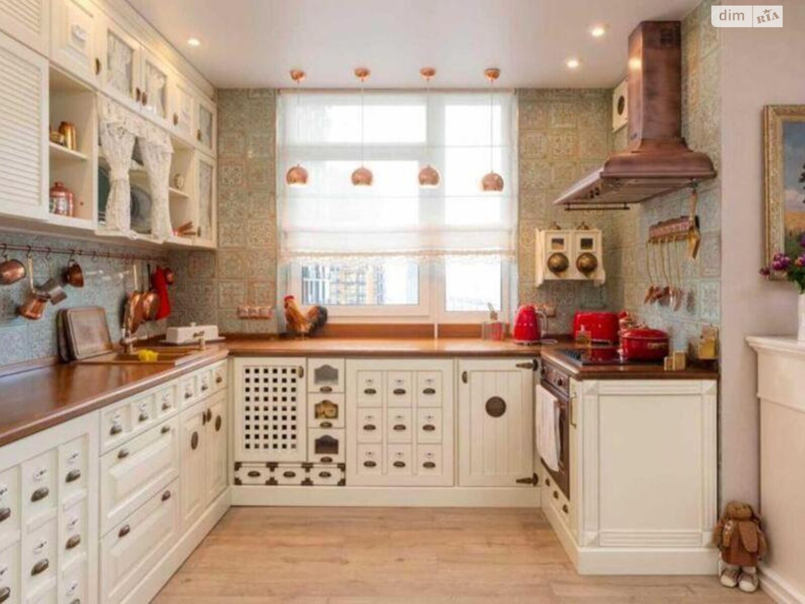 Продаж трикімнатної квартири в Києві, на вул. Предславинська 40, район Саперне Поле фото 1