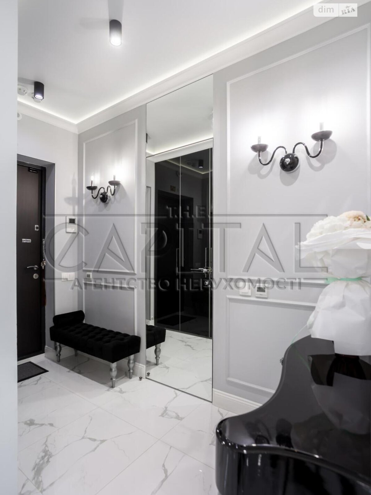 Продажа однокомнатной квартиры в Киеве, на ул. Предславинская 53, район Саперное Поле фото 1