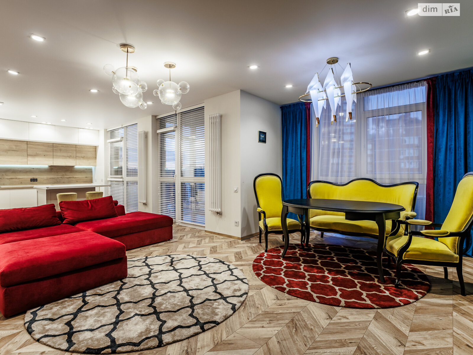 Продажа трехкомнатной квартиры в Киеве, на ул. Предславинская 40, район Саперное Поле фото 1