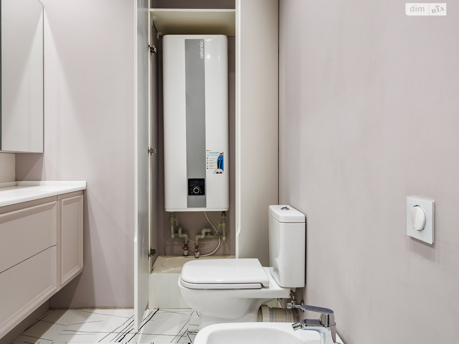 Продажа трехкомнатной квартиры в Киеве, на ул. Предславинская 40, район Саперное Поле фото 1