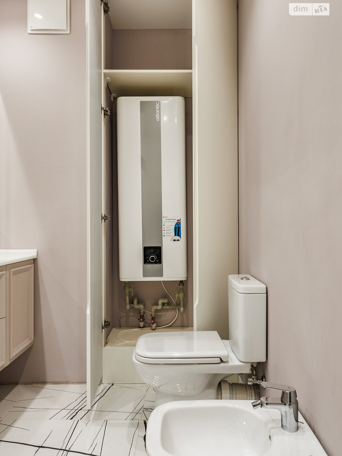 Продажа трехкомнатной квартиры в Киеве, на ул. Предславинская 40, район Саперное Поле фото 1