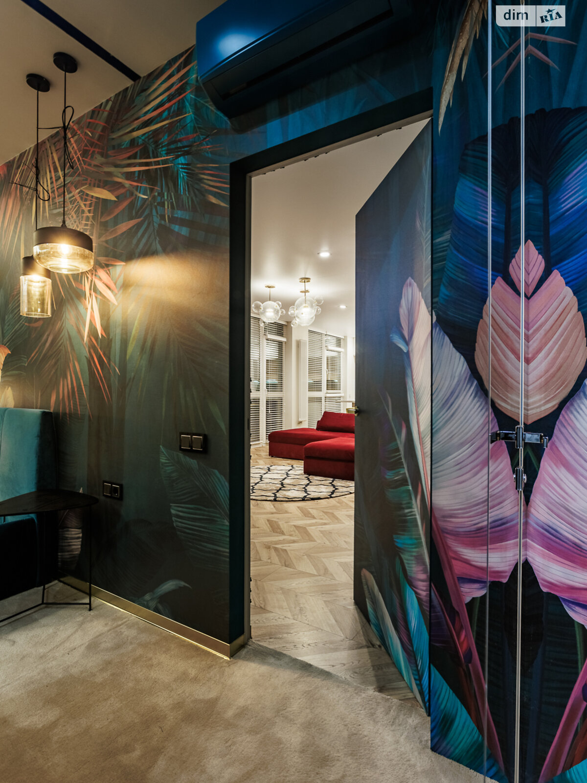 Продажа трехкомнатной квартиры в Киеве, на ул. Предславинская 40, район Саперное Поле фото 1