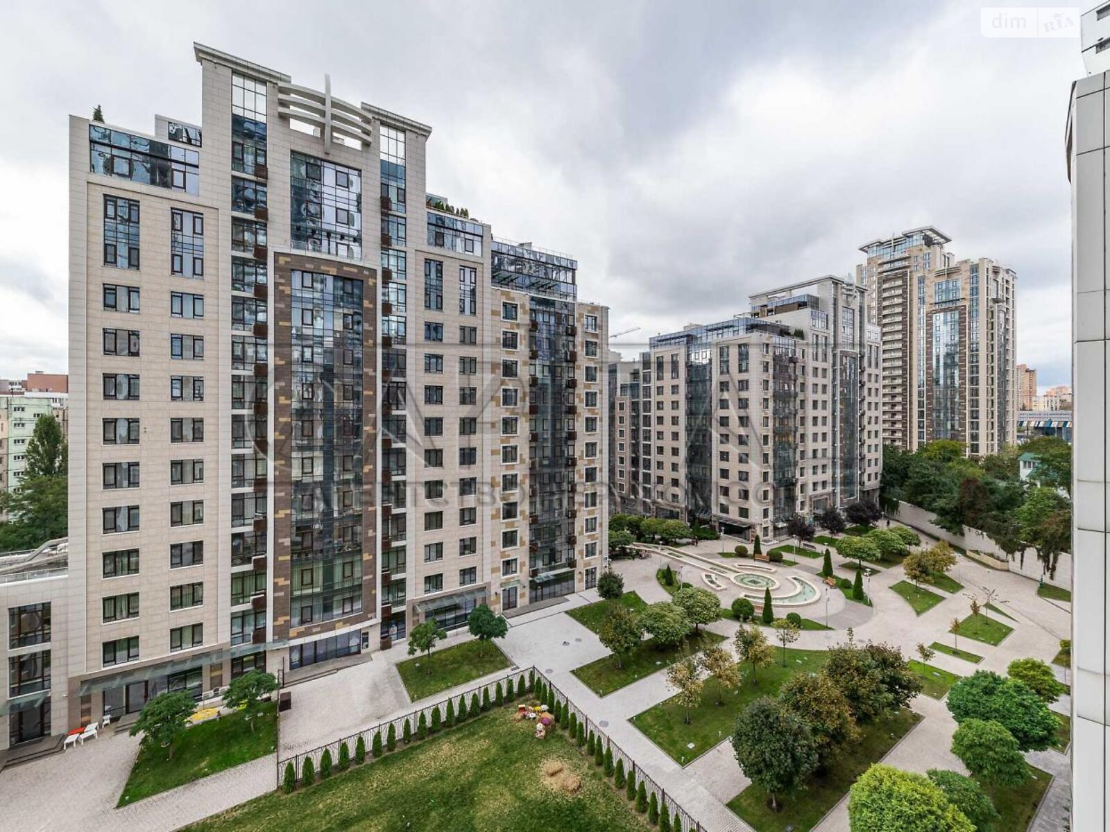 Продажа двухкомнатной квартиры в Киеве, на ул. Саперное Поле 5А, район Саперное Поле фото 1 Продажа двухкомнатной квартиры в Киеве, на ул. Саперное Поле 5А, район Саперное Поле фото 1