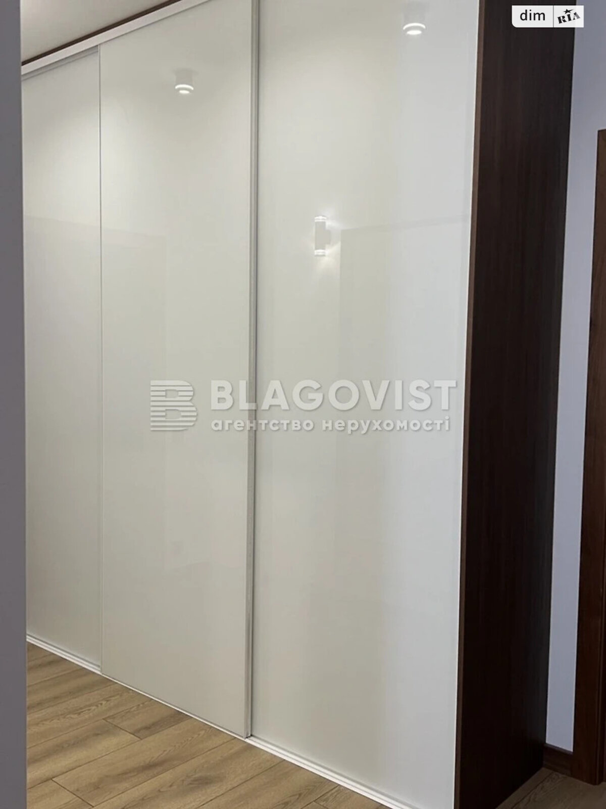 Продаж двокімнатної квартири в Києві, на вул. Саперне Поле 5, район Саперне Поле фото 1 Продаж двокімнатної квартири в Києві, на вул. Саперне Поле 5, район Саперне Поле фото 1