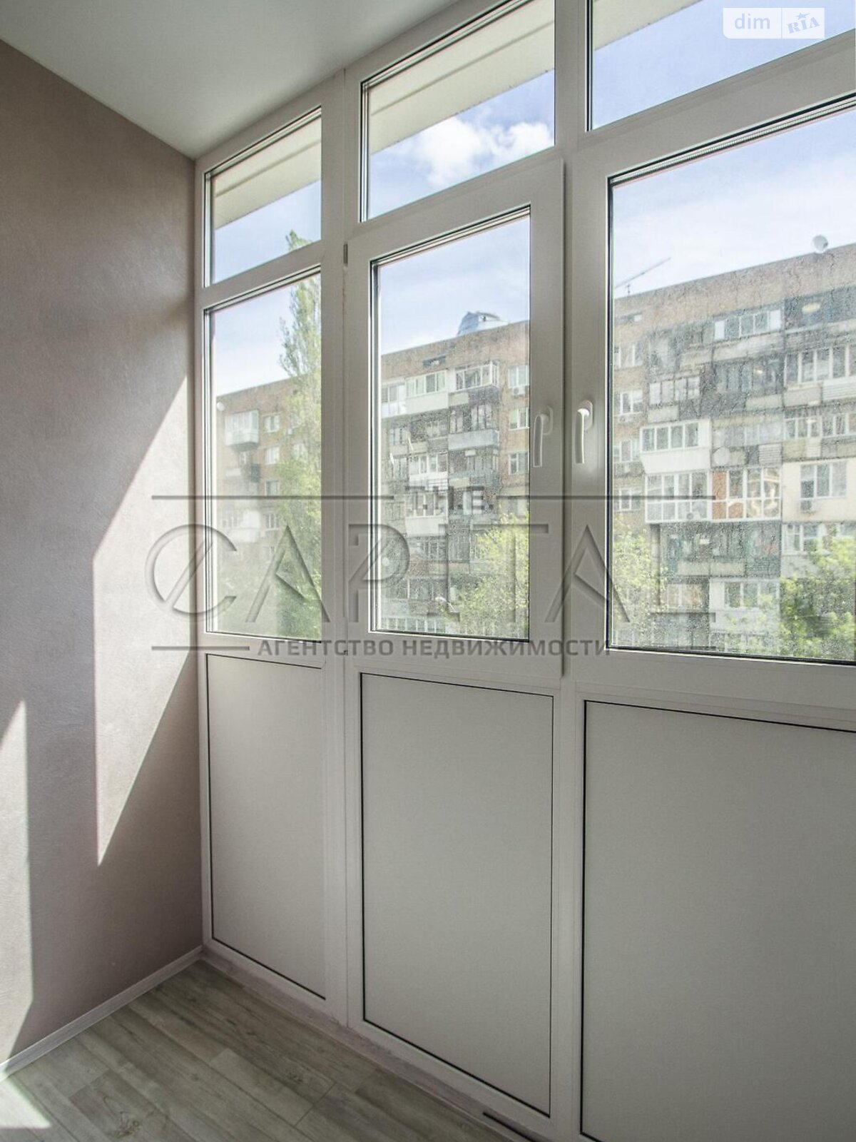 Продаж однокімнатної квартири в Києві, на вул. Саперне Поле 12, район Саперне Поле фото 1 Продаж однокімнатної квартири в Києві, на вул. Саперне Поле 12, район Саперне Поле фото 1
