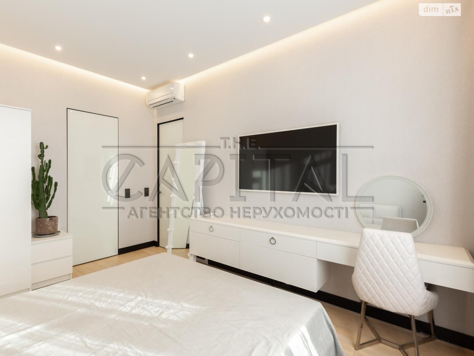 Продажа двухкомнатной квартиры в Киеве, на ул. Саперное Поле, район Саперное Поле фото 1