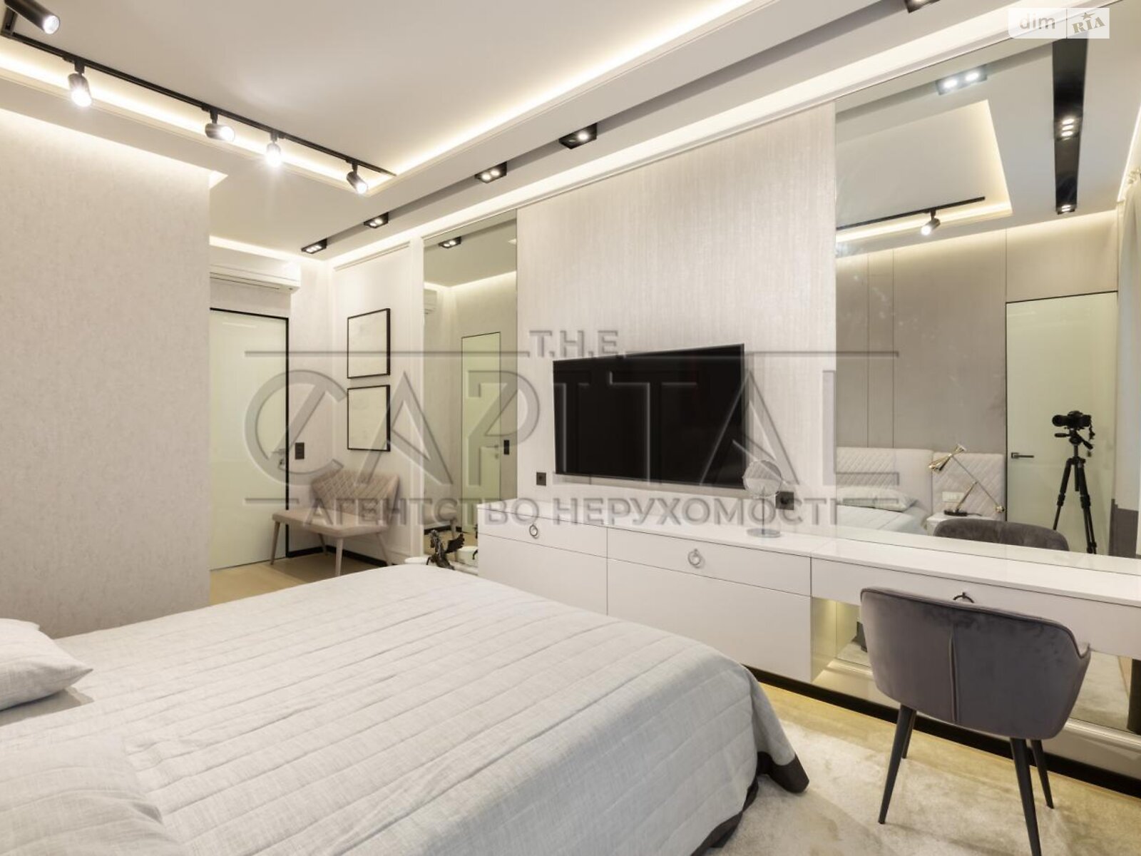 Продажа двухкомнатной квартиры в Киеве, на ул. Саперное Поле, район Саперное Поле фото 1