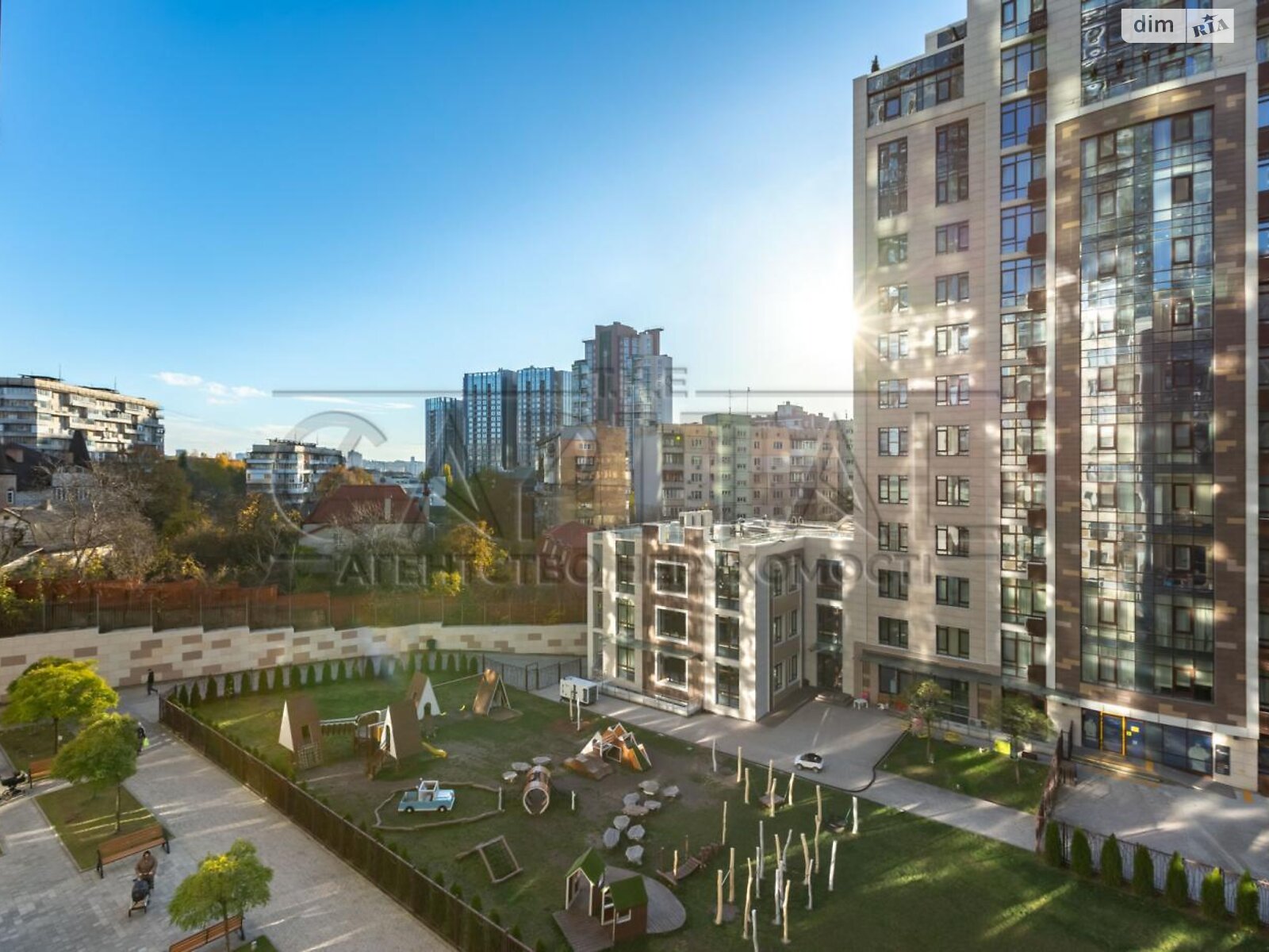 Продажа двухкомнатной квартиры в Киеве, на ул. Саперное Поле, район Саперное Поле фото 1