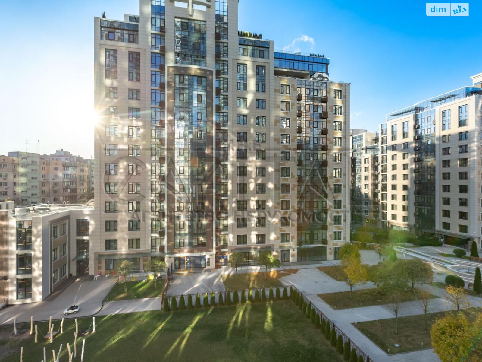 Продажа двухкомнатной квартиры в Киеве, на ул. Саперное Поле, район Саперное Поле фото 1