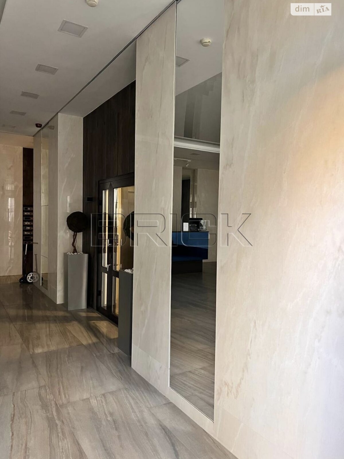 Продаж двокімнатної квартири в Києві, на вул. Саперне Поле 5А, район Саперне Поле фото 1