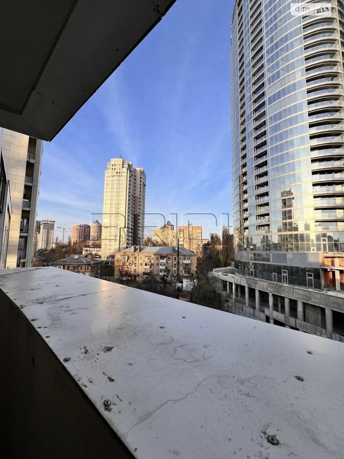 Продаж двокімнатної квартири в Києві, на вул. Саперне Поле 5А, район Саперне Поле фото 1