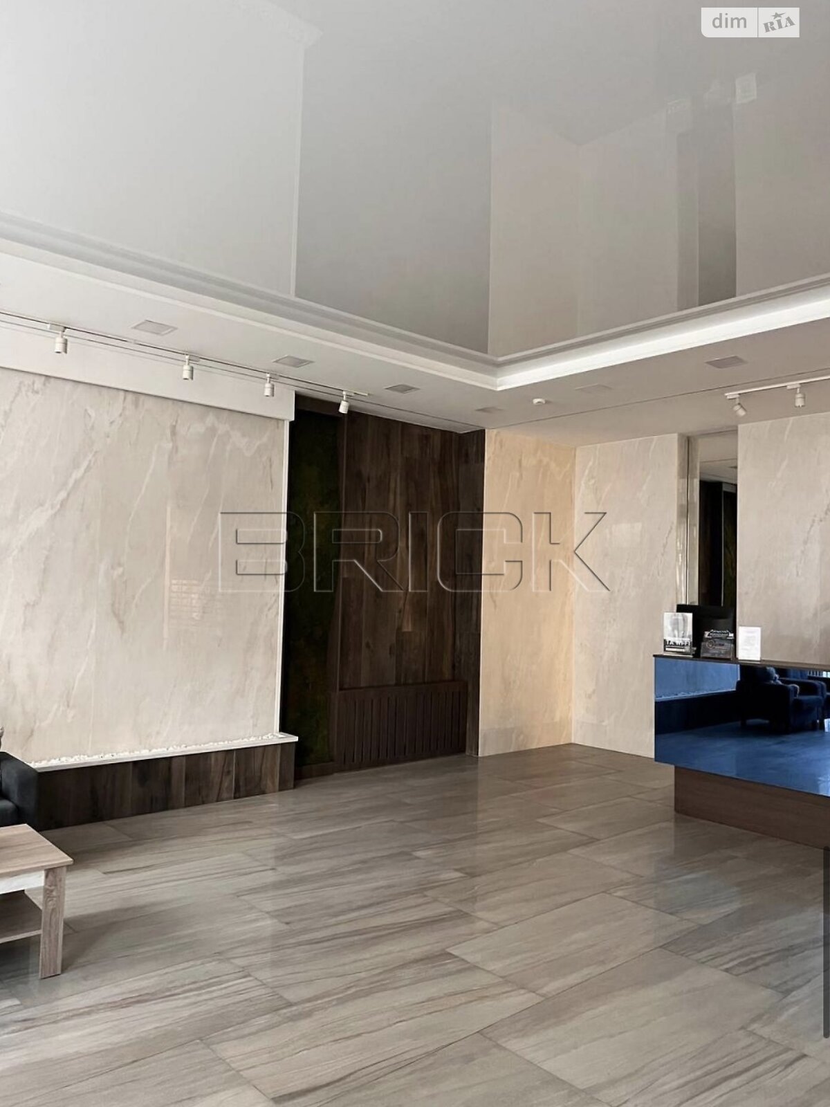 Продаж двокімнатної квартири в Києві, на вул. Саперне Поле 5А, район Саперне Поле фото 1