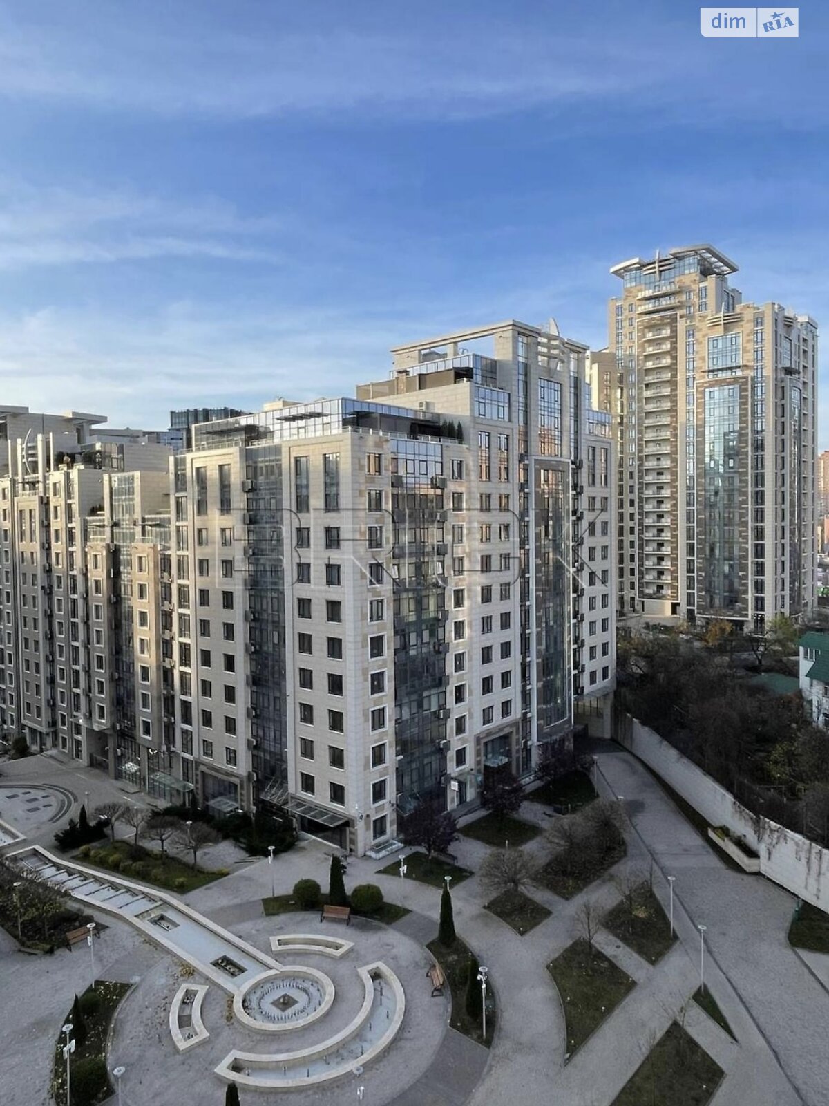 Продаж двокімнатної квартири в Києві, на вул. Саперне Поле 5А, район Саперне Поле фото 1