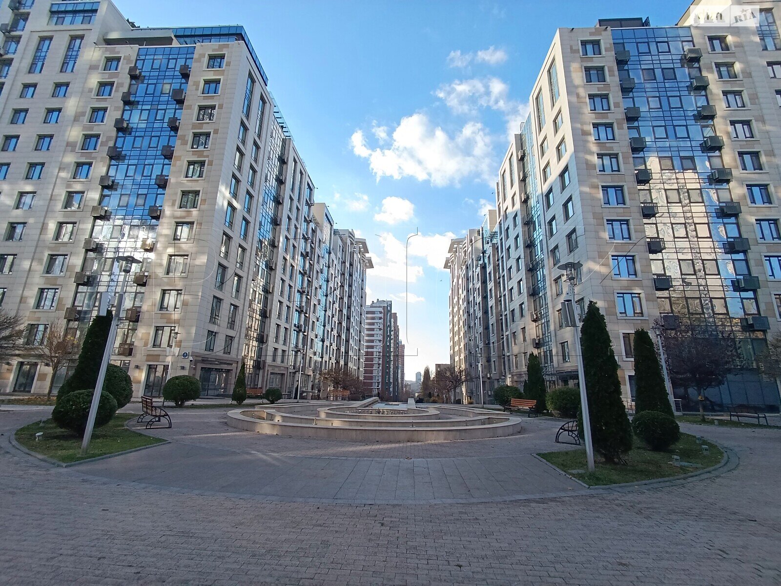 Продажа пятикомнатной квартиры в Киеве, на ул. Саперное Поле 5А, район Саперное Поле фото 1