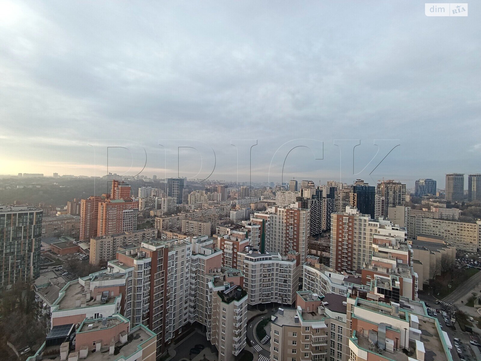 Продажа однокомнатной квартиры в Киеве, на ул. Саперное Поле 14/55, район Саперное Поле фото 1 Продажа однокомнатной квартиры в Киеве, на ул. Саперное Поле 14/55, район Саперное Поле фото 1