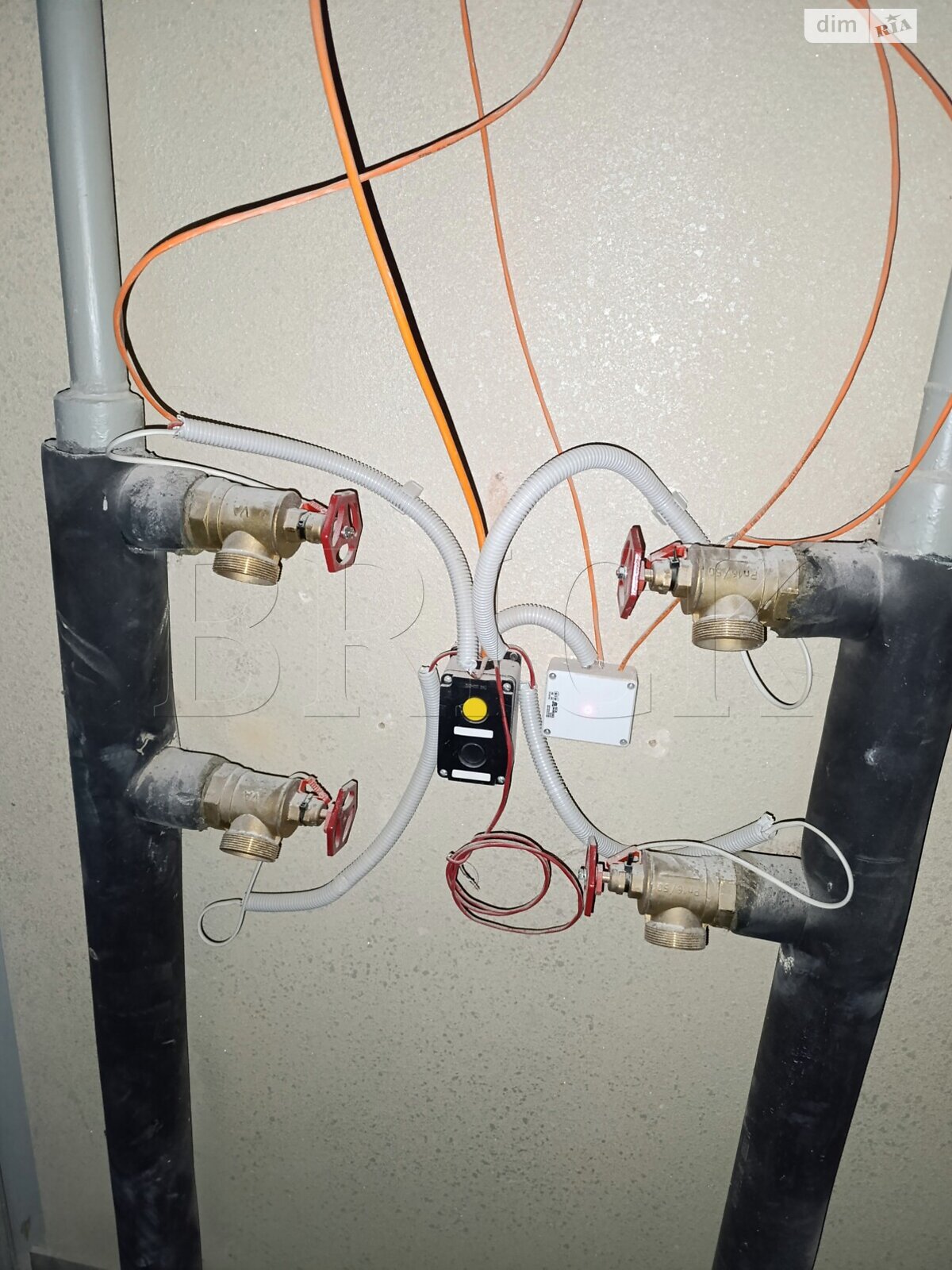 Продажа однокомнатной квартиры в Киеве, на ул. Саперное Поле 14/55, район Саперное Поле фото 1 Продажа однокомнатной квартиры в Киеве, на ул. Саперное Поле 14/55, район Саперное Поле фото 1