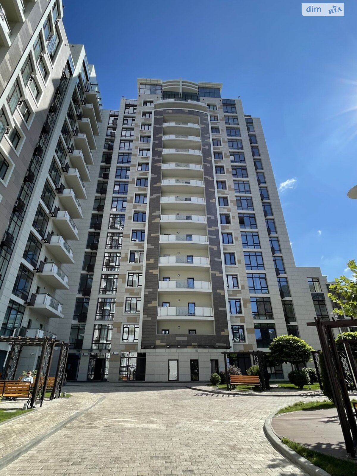 Продажа трехкомнатной квартиры в Киеве, на ул. Саперное Поле 5, район Печерский фото 1 Продажа трехкомнатной квартиры в Киеве, на ул. Саперное Поле 5, район Печерский фото 1