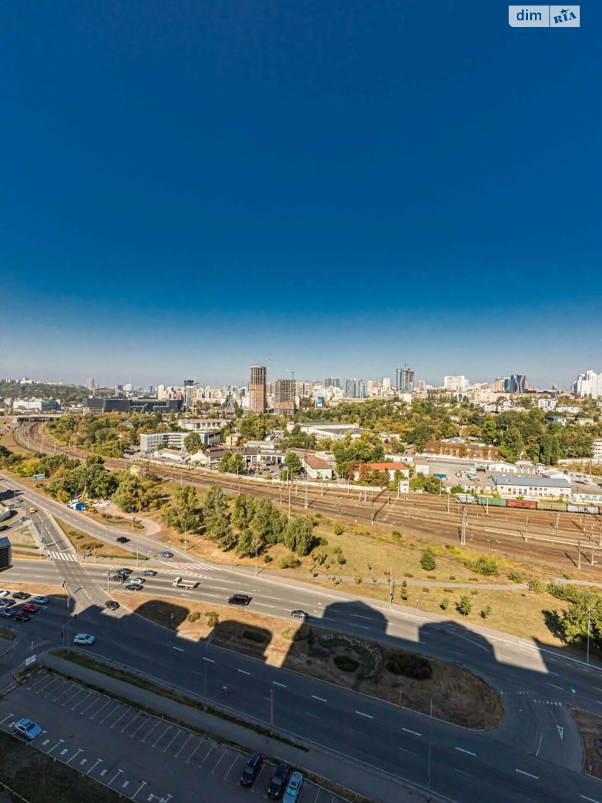 Продажа трехкомнатной квартиры в Киеве, на ул. Саперное Поле 10, фото 1 Продажа трехкомнатной квартиры в Киеве, на ул. Саперное Поле 10, фото 1