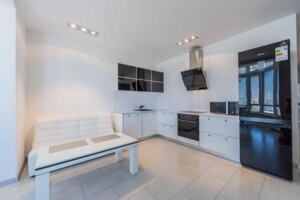 Продаж трикімнатної квартири в Києві, на вул. Саперно-Слобідська 10, фото 2