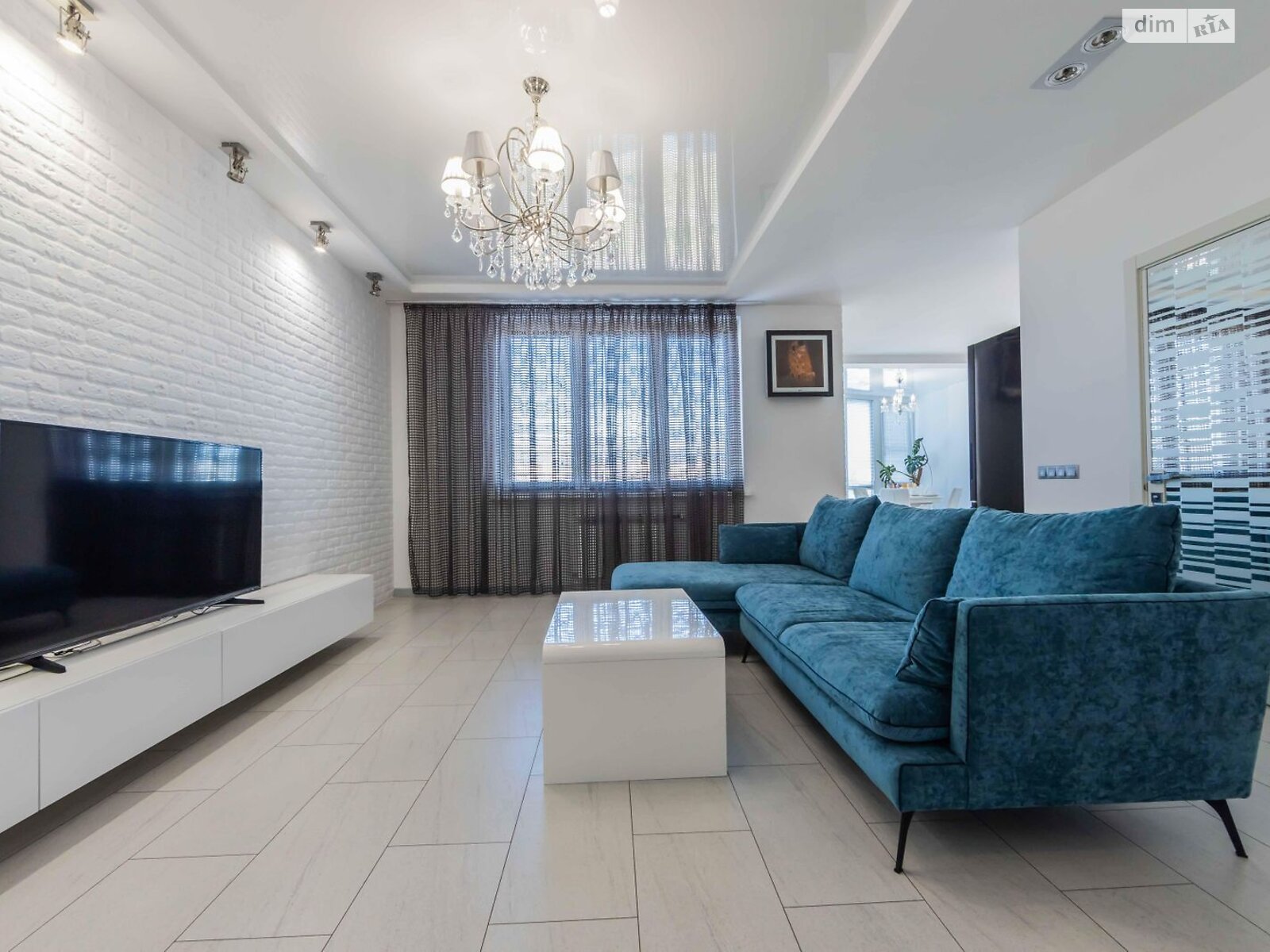 Продажа трехкомнатной квартиры в Киеве, на ул. Саперное Поле 10, фото 1 Продажа трехкомнатной квартиры в Киеве, на ул. Саперное Поле 10, фото 1