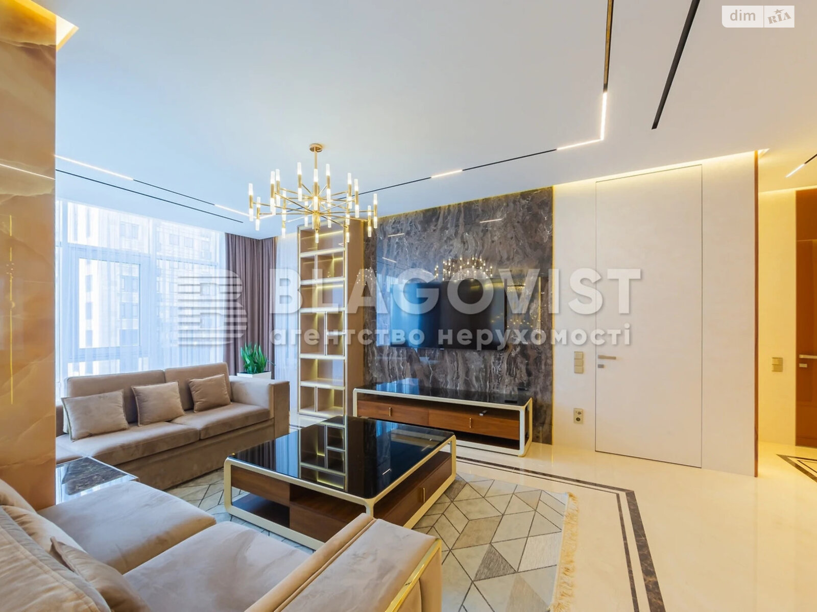 Продаж трикімнатної квартири в Києві, на вул. Саперне Поле 5А, фото 1