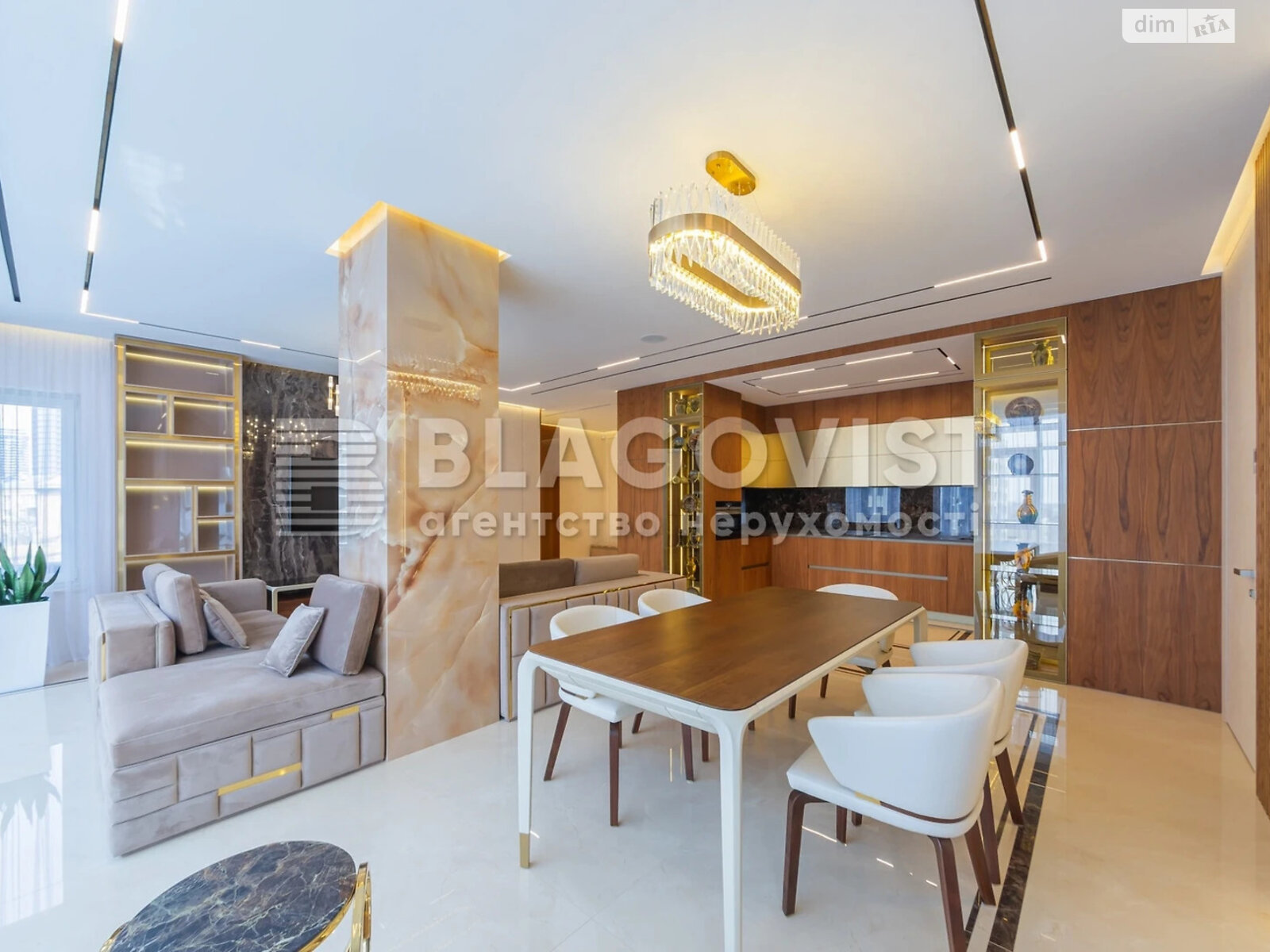 Продаж трикімнатної квартири в Києві, на вул. Саперне Поле 5А, фото 1