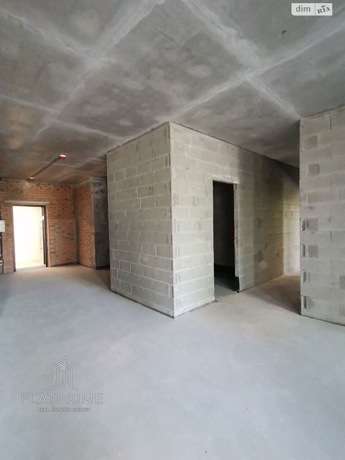 Продажа трехкомнатной квартиры в Киеве, на ул. Василия Тютюнника 39, район Саперное Поле фото 1 Продажа трехкомнатной квартиры в Киеве, на ул. Василия Тютюнника 39, район Саперное Поле фото 1