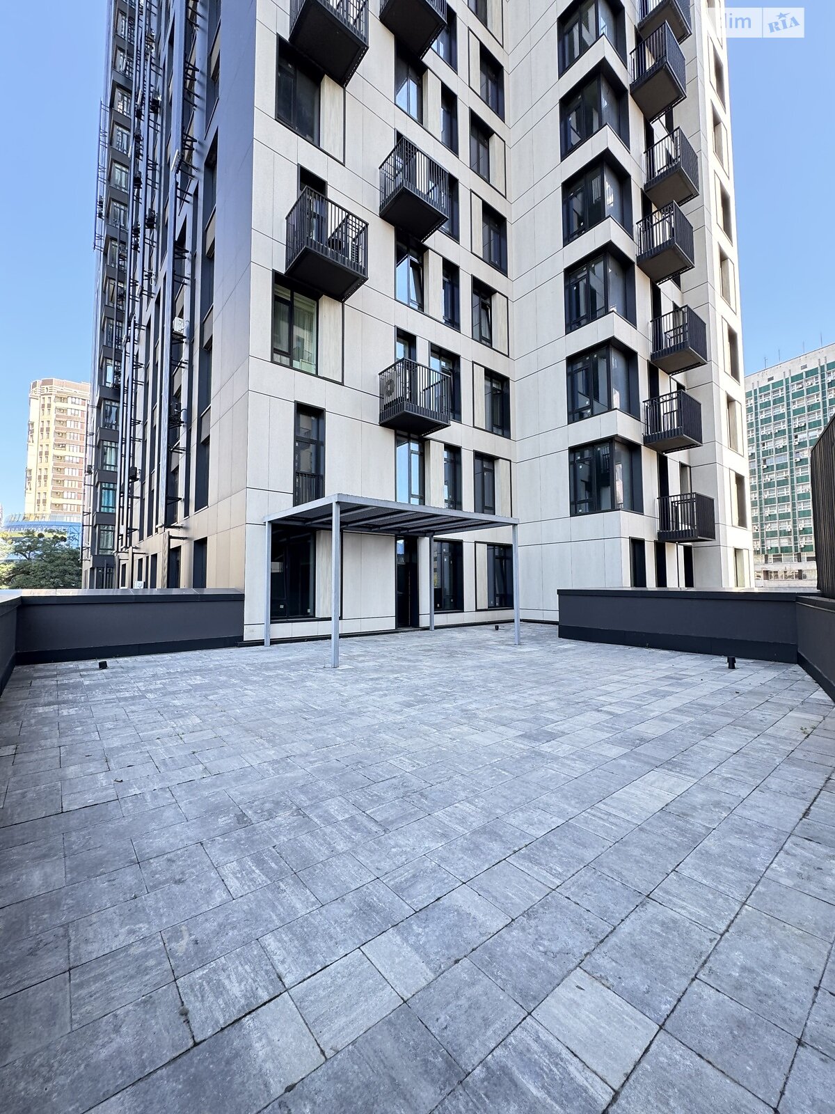 Продажа трехкомнатной квартиры в Киеве, на ул. Василия Тютюнника 39/2, район Саперное Поле фото 1 Продажа трехкомнатной квартиры в Киеве, на ул. Василия Тютюнника 39/2, район Саперное Поле фото 1