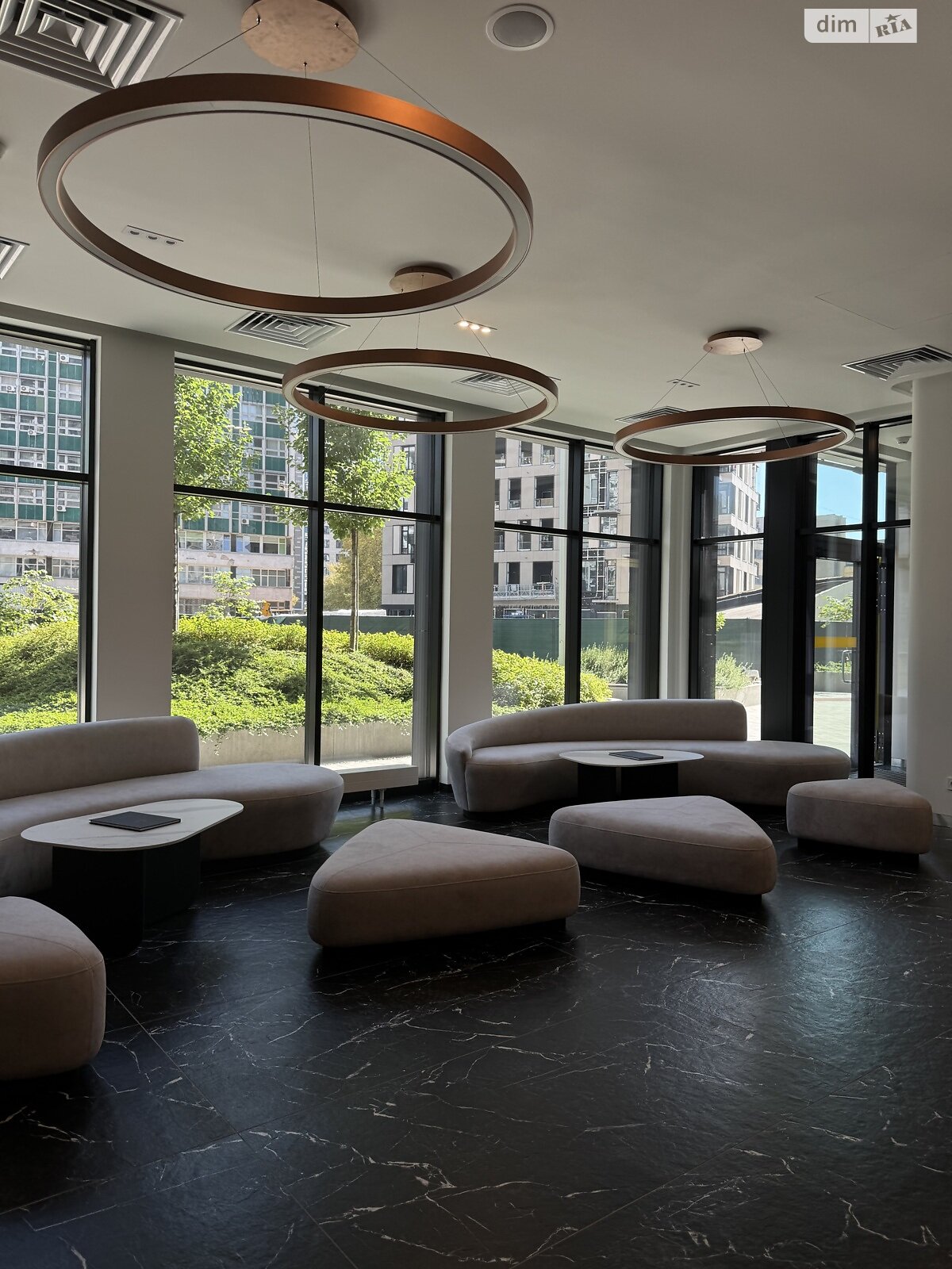 Продажа трехкомнатной квартиры в Киеве, на ул. Василия Тютюнника 39/2, район Саперное Поле фото 1 Продажа трехкомнатной квартиры в Киеве, на ул. Василия Тютюнника 39/2, район Саперное Поле фото 1