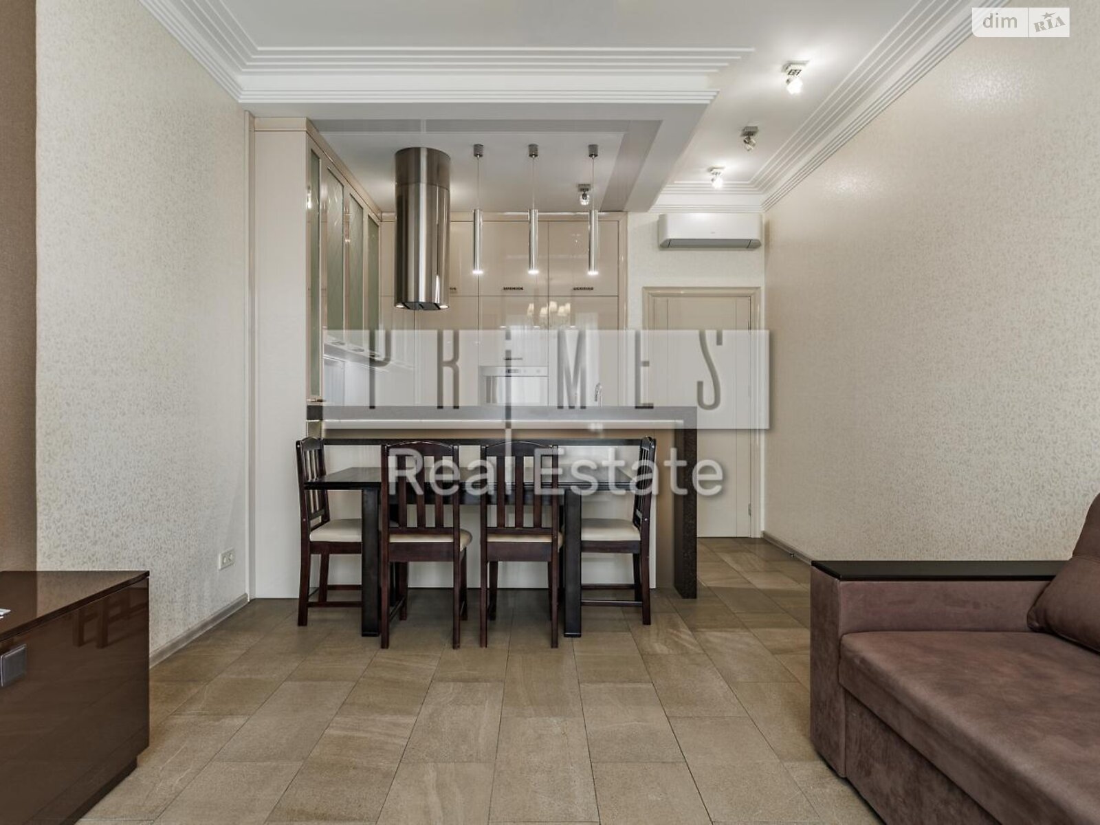 Продажа трехкомнатной квартиры в Киеве, на ул. Василия Тютюнника 51/1А, район Саперное Поле фото 1