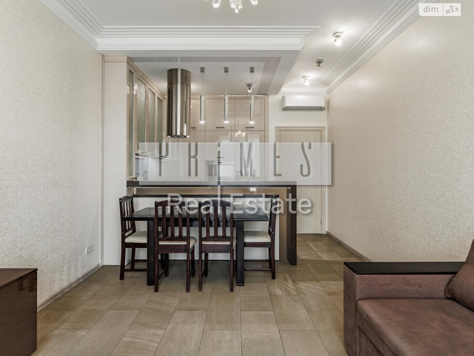 Продажа трехкомнатной квартиры в Киеве, на ул. Василия Тютюнника 51/1А, район Саперное Поле фото 1