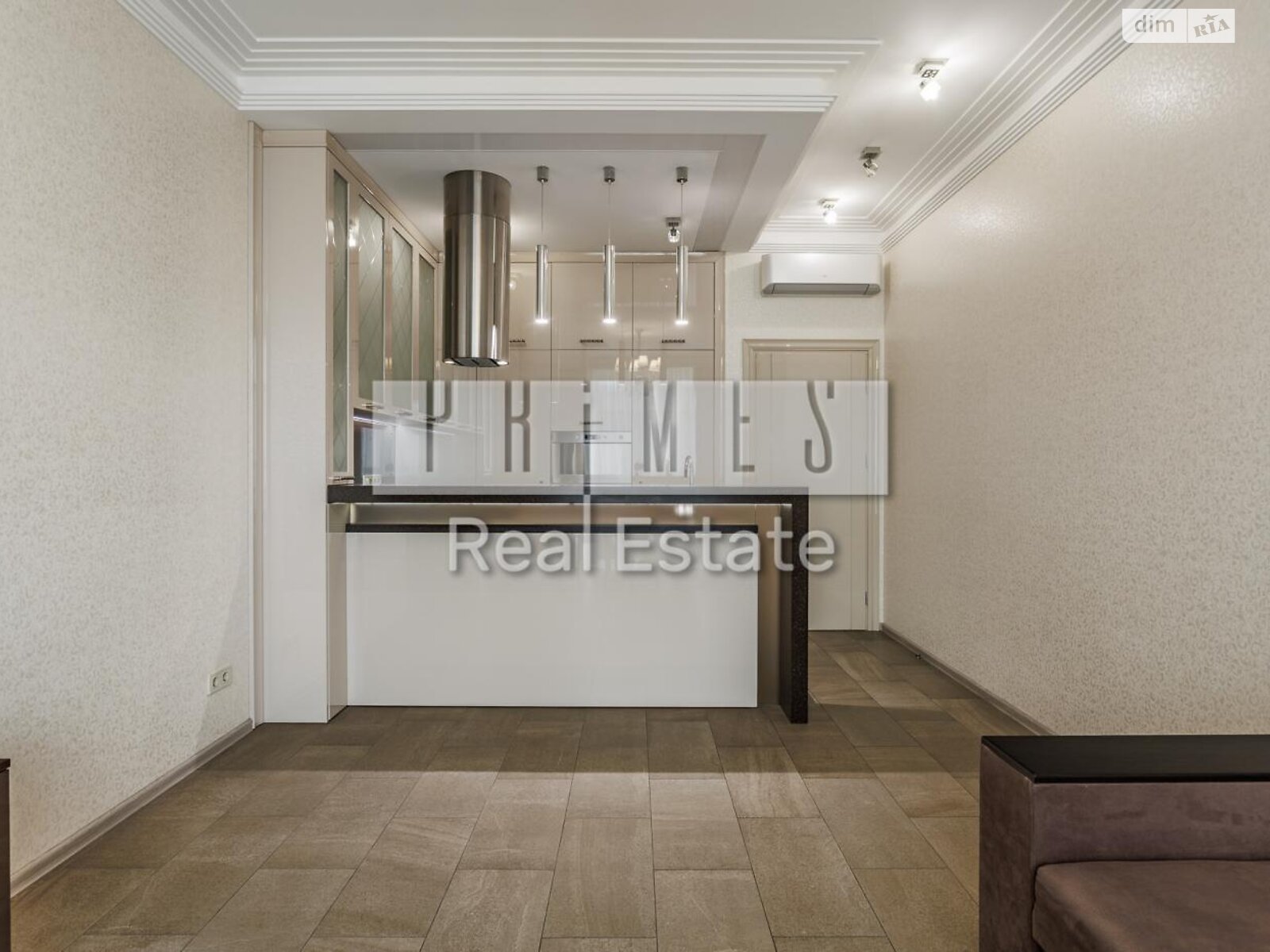 Продажа трехкомнатной квартиры в Киеве, на ул. Василия Тютюнника 51/1А, район Саперное Поле фото 1