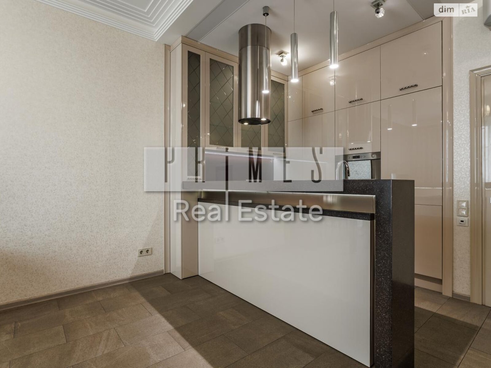 Продажа трехкомнатной квартиры в Киеве, на ул. Василия Тютюнника 51/1А, район Саперное Поле фото 1