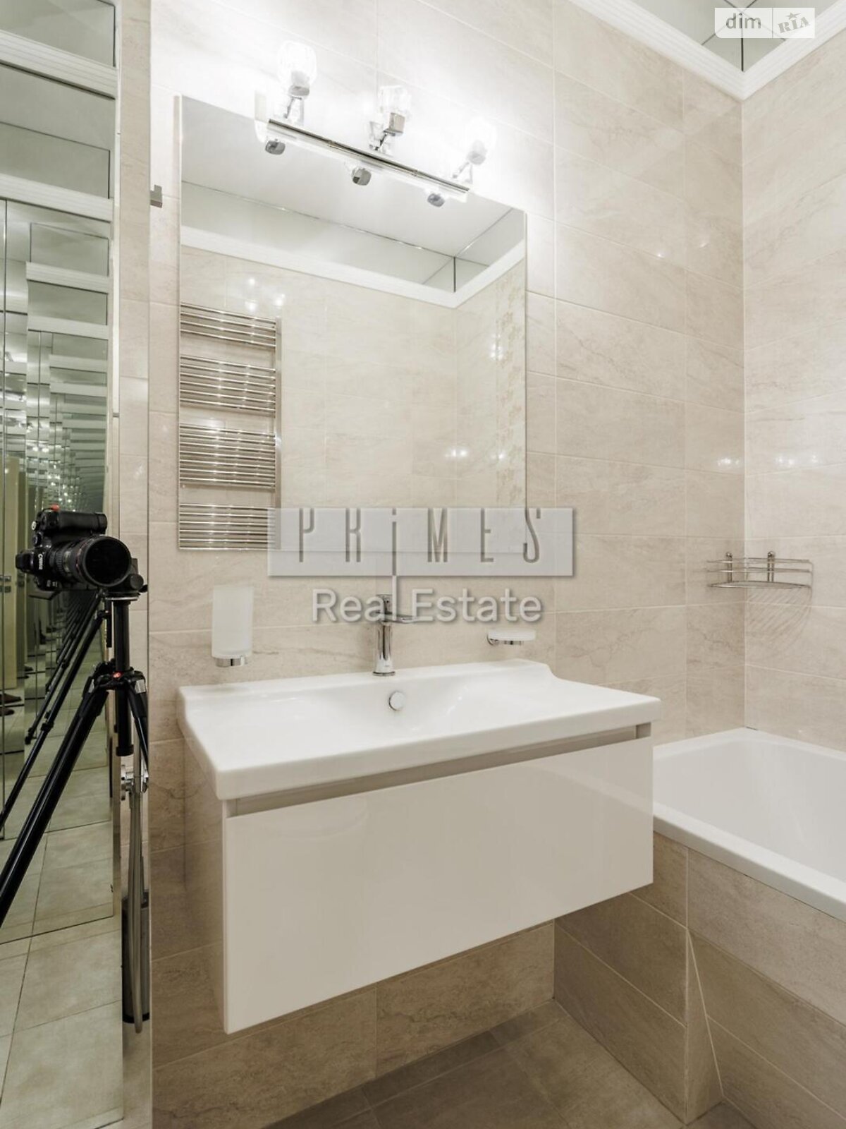 Продажа трехкомнатной квартиры в Киеве, на ул. Василия Тютюнника 51/1А, район Саперное Поле фото 1