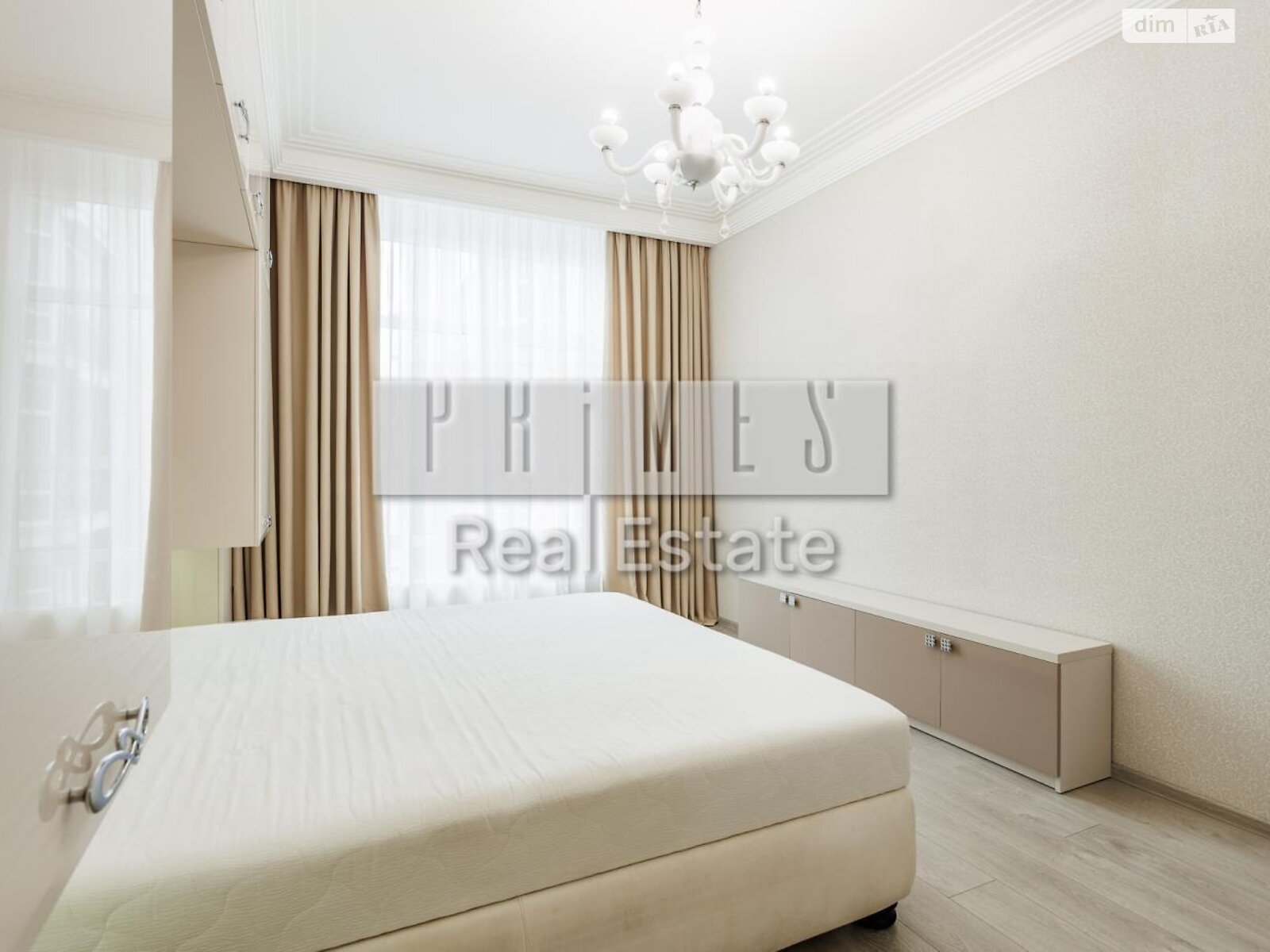 Продажа трехкомнатной квартиры в Киеве, на ул. Василия Тютюнника 51/1А, район Саперное Поле фото 1