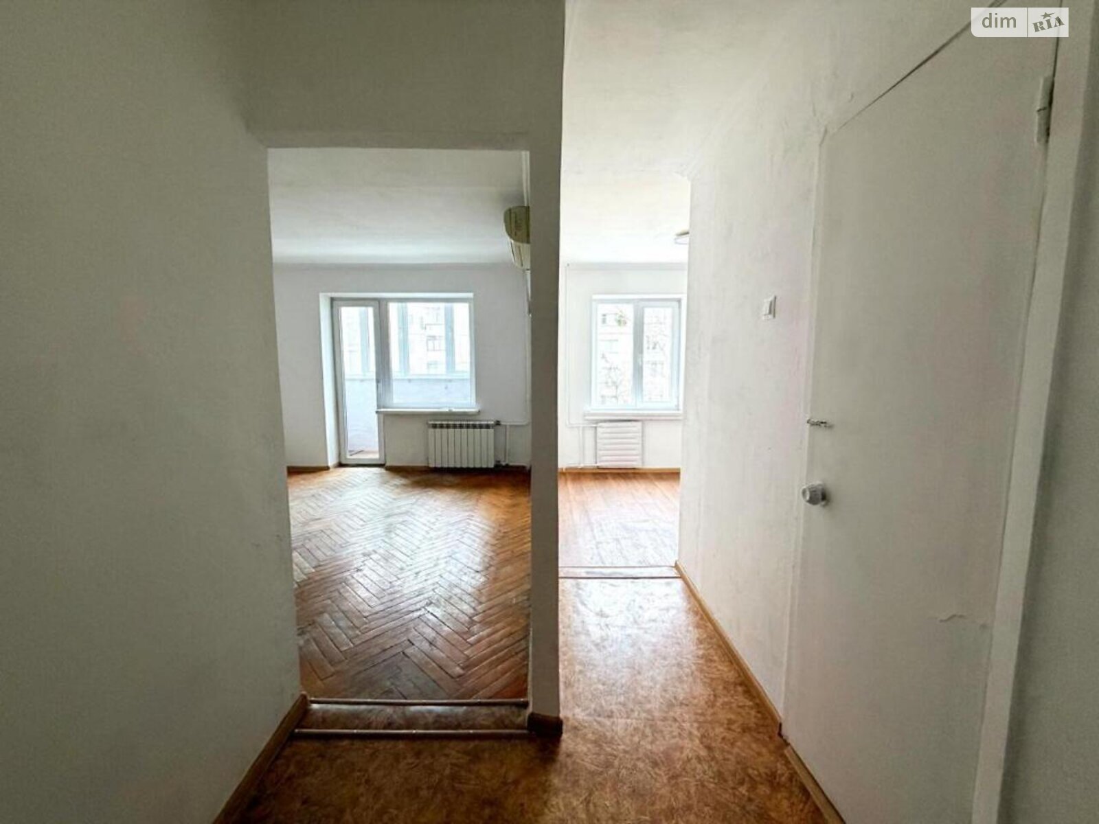 Продажа однокомнатной квартиры в Киеве, на ул. Василия Тютюнника, район Саперное Поле фото 1