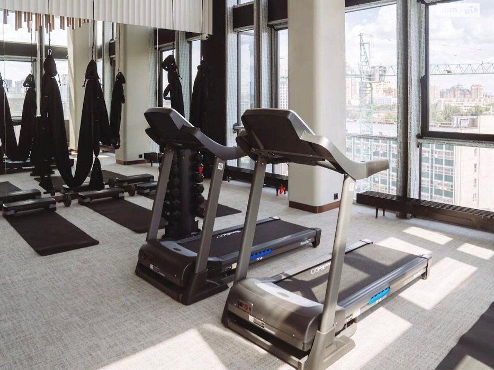 Продажа трехкомнатной квартиры в Киеве, на ул. Василия Тютюнника 45, район Саперное Поле фото 1