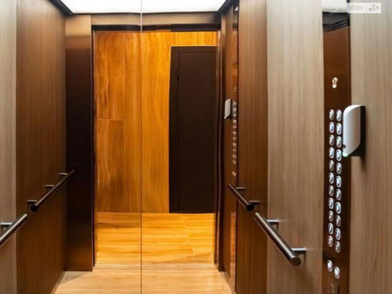 Продажа трехкомнатной квартиры в Киеве, на ул. Василия Тютюнника 45, район Саперное Поле фото 1